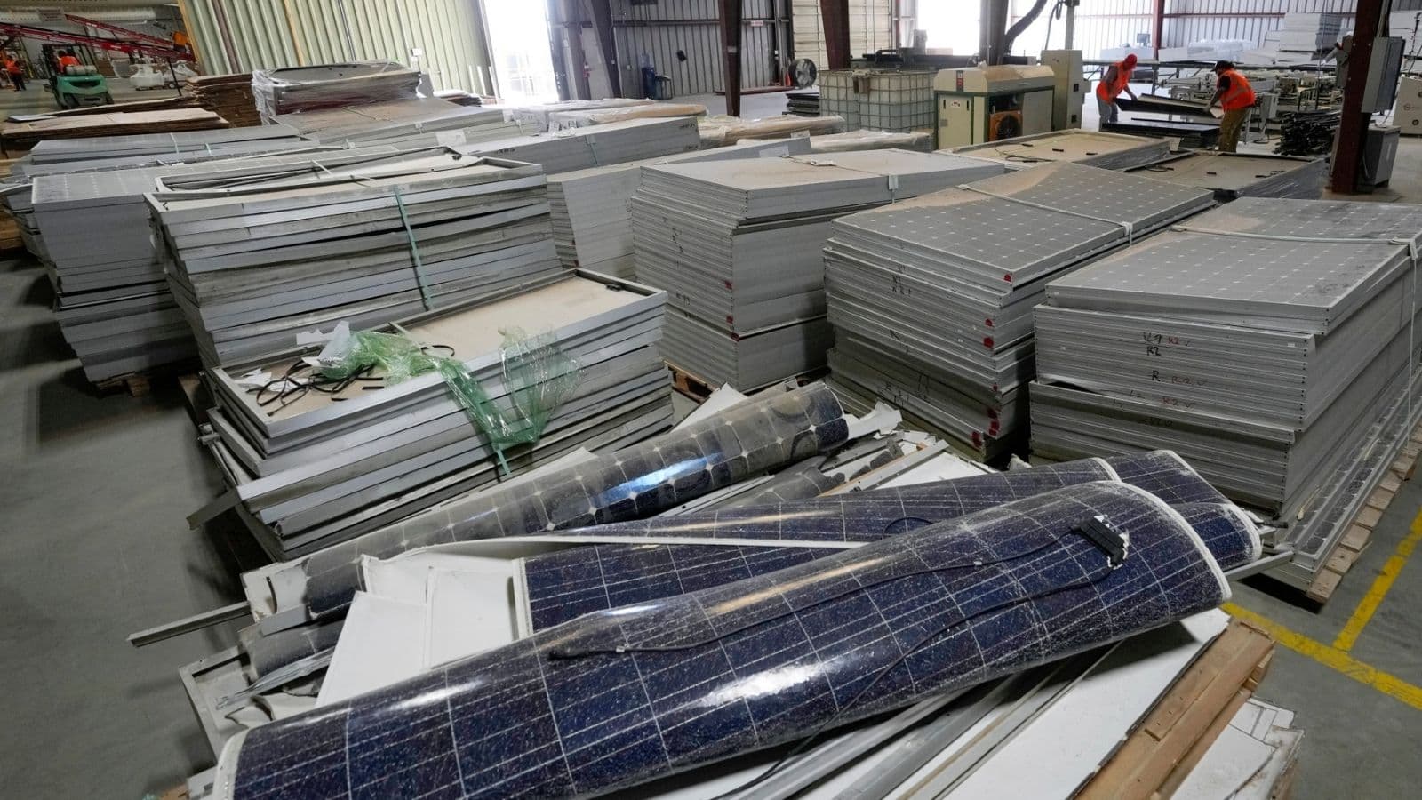 WA builds its own solar recycling market as the national pilot sits idle